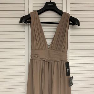 NWT Lulu’s Beige Bridesmaid Dress